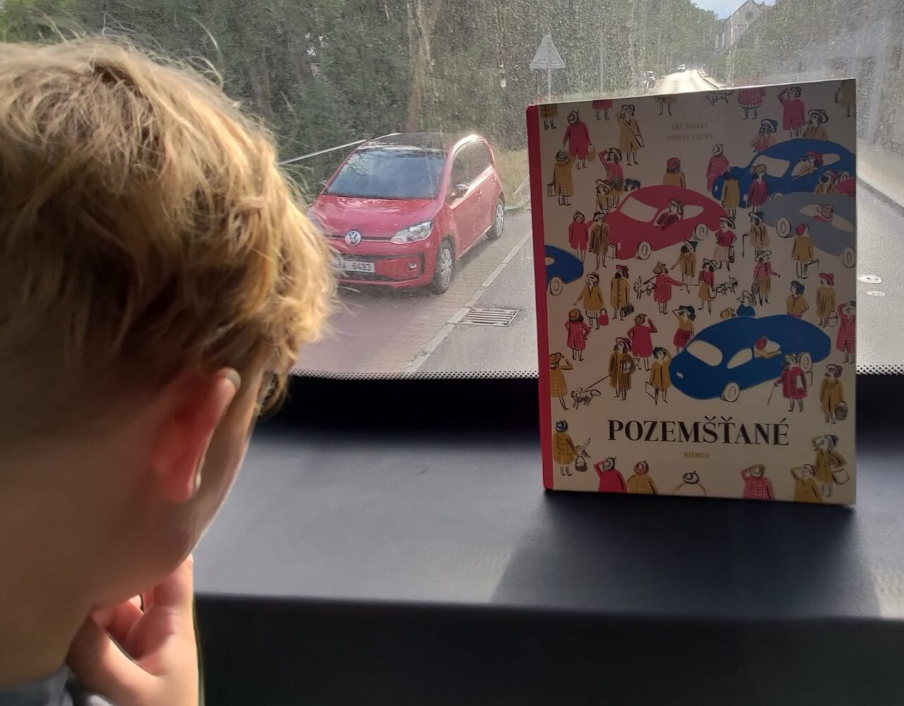 Pozemšťané očima Anny